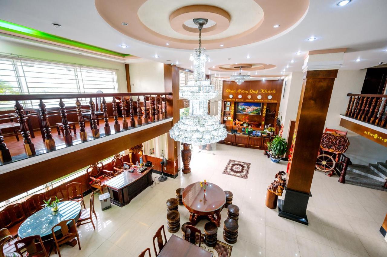Hoang Duc Hotel Chau Doc Exterior photo